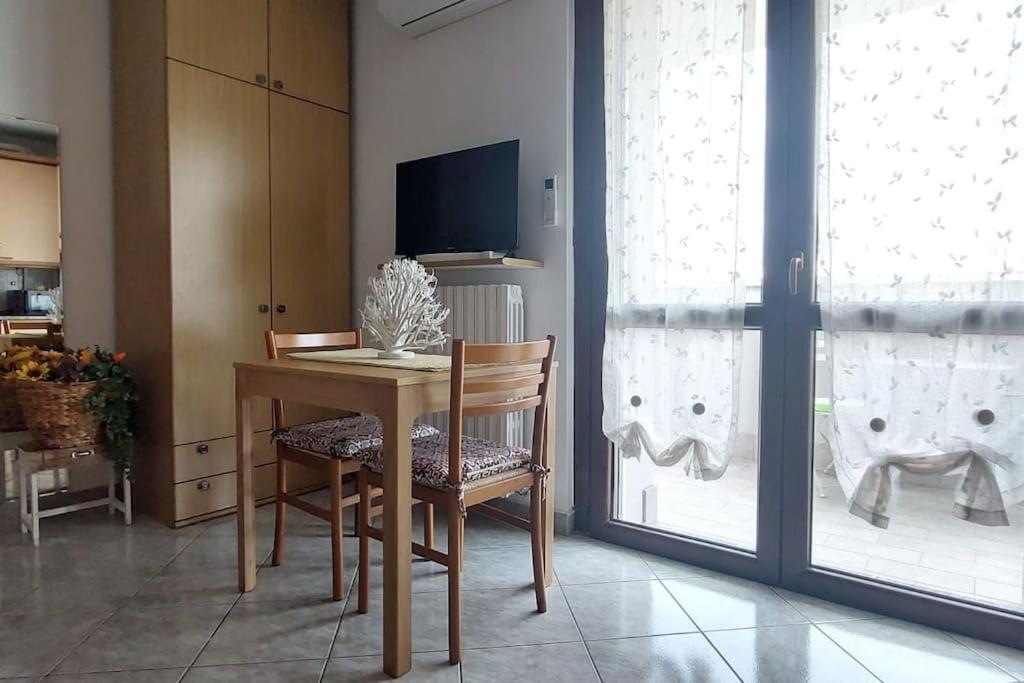 Deliziosa Casa Mignon Apartment Luisago Bagian luar foto
